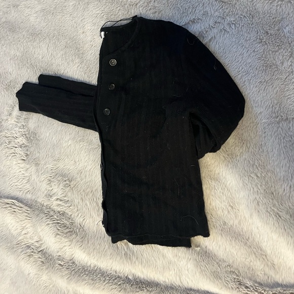 back long sleeve - Picture 2 of 3